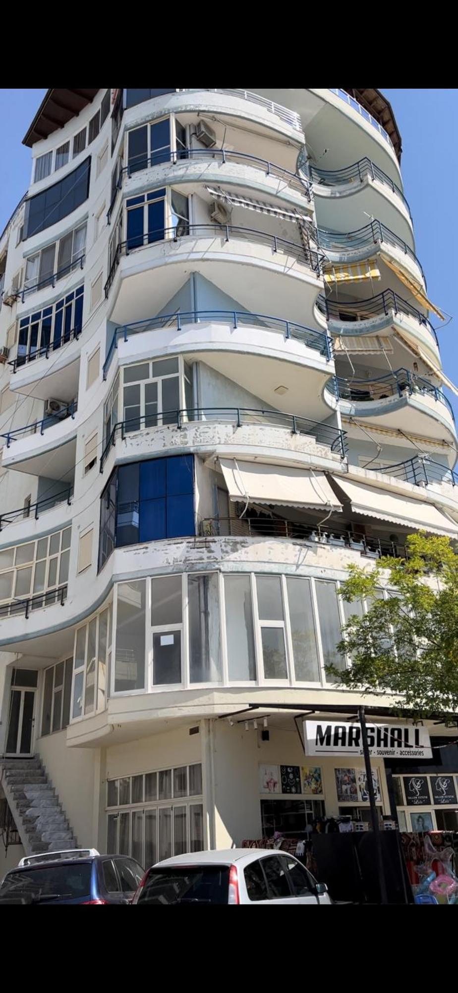 Vivi La Tua Vacanza Con L'Appartamento 1 Di Ervin! Enjoy Your Holiday With Ervin'S Apartment 1! Vlorë 외부 사진